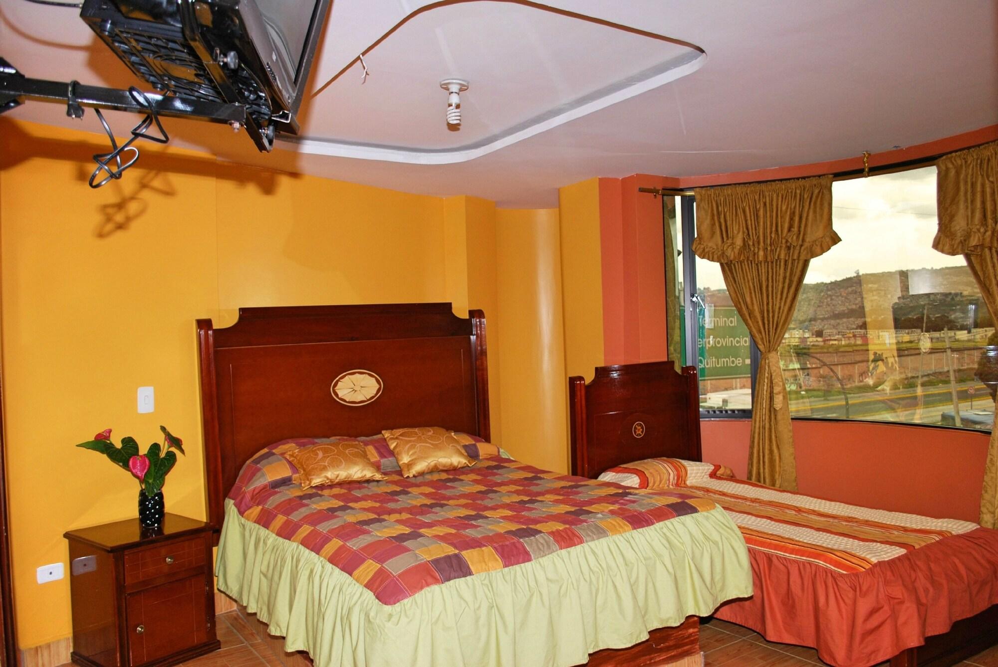 Hotel Gran Quitumbe Quito Extérieur photo