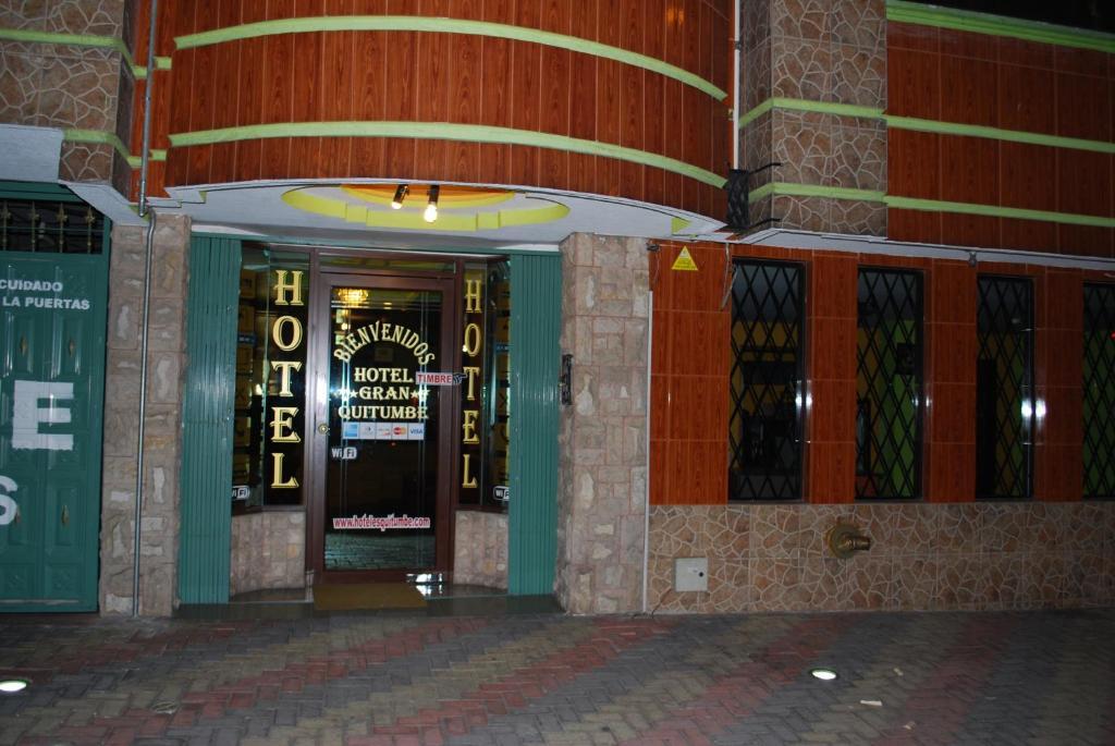 Hotel Gran Quitumbe Quito Extérieur photo